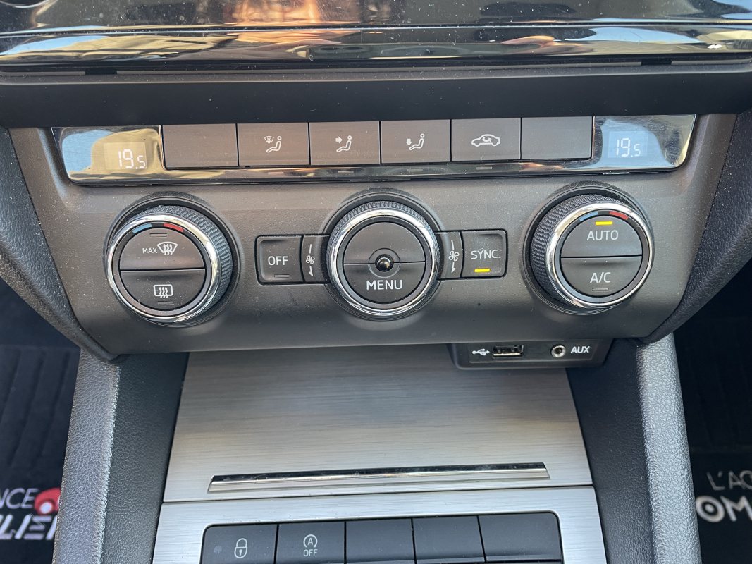 Skoda Octavia Combi — 25