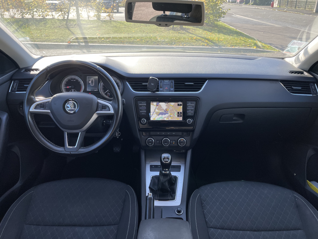 Skoda Octavia Combi — 21