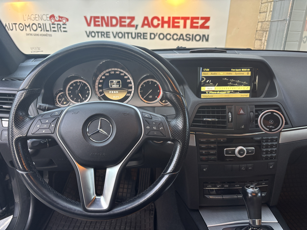 Mercedes Classe E Coupe — 14