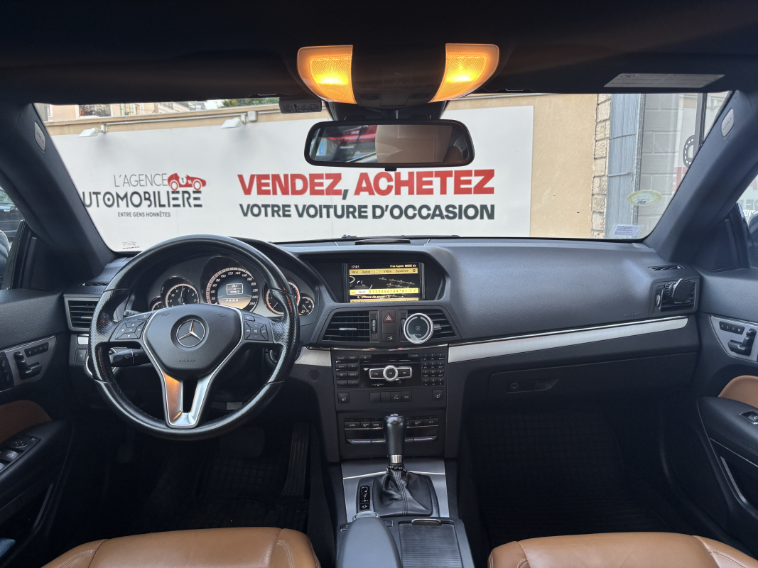 Mercedes Classe E Coupe — 12