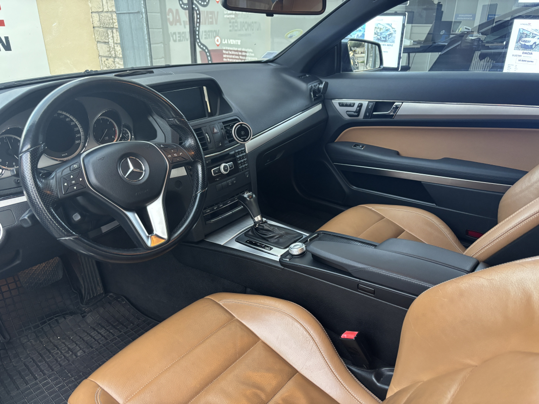 Mercedes Classe E Coupe — 11