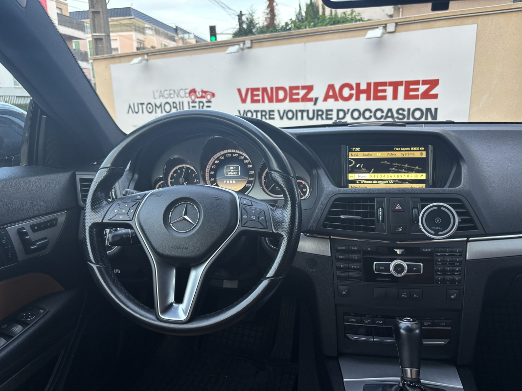 Mercedes Classe E Coupe — 13