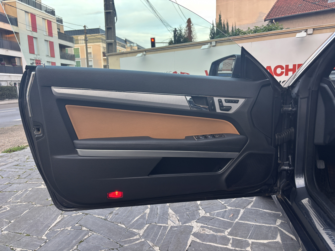 Mercedes Classe E Coupe — 20