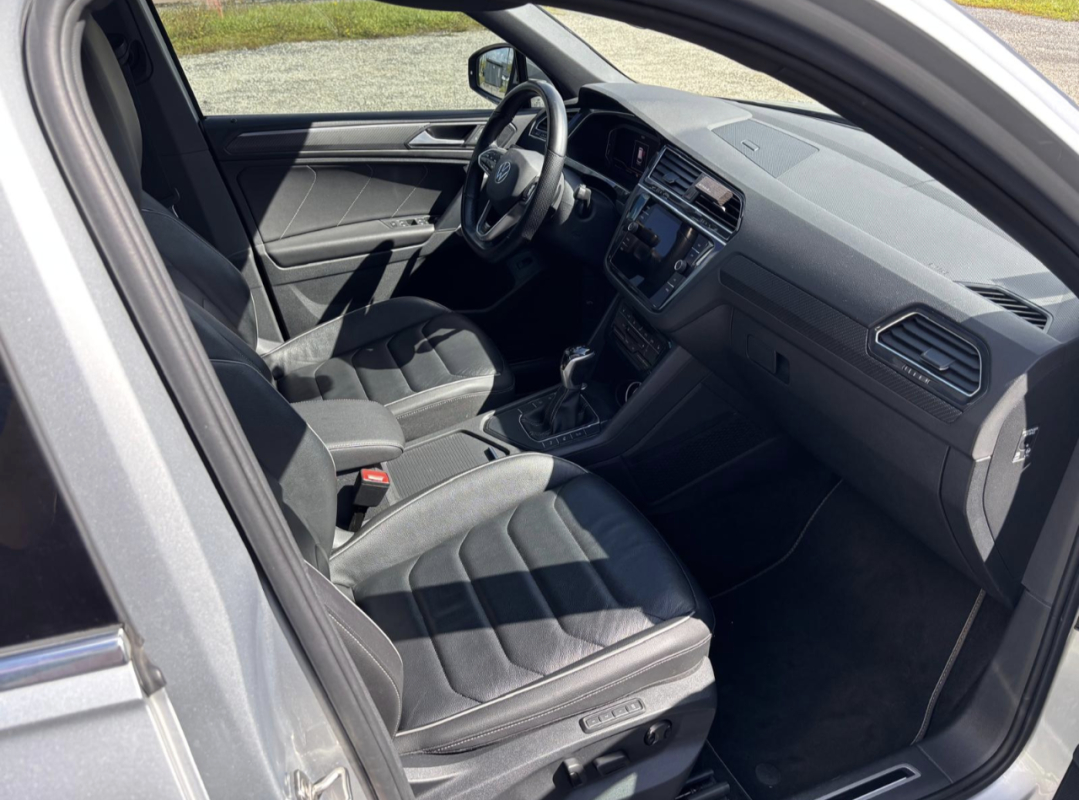 Volkswagen Tiguan — 19