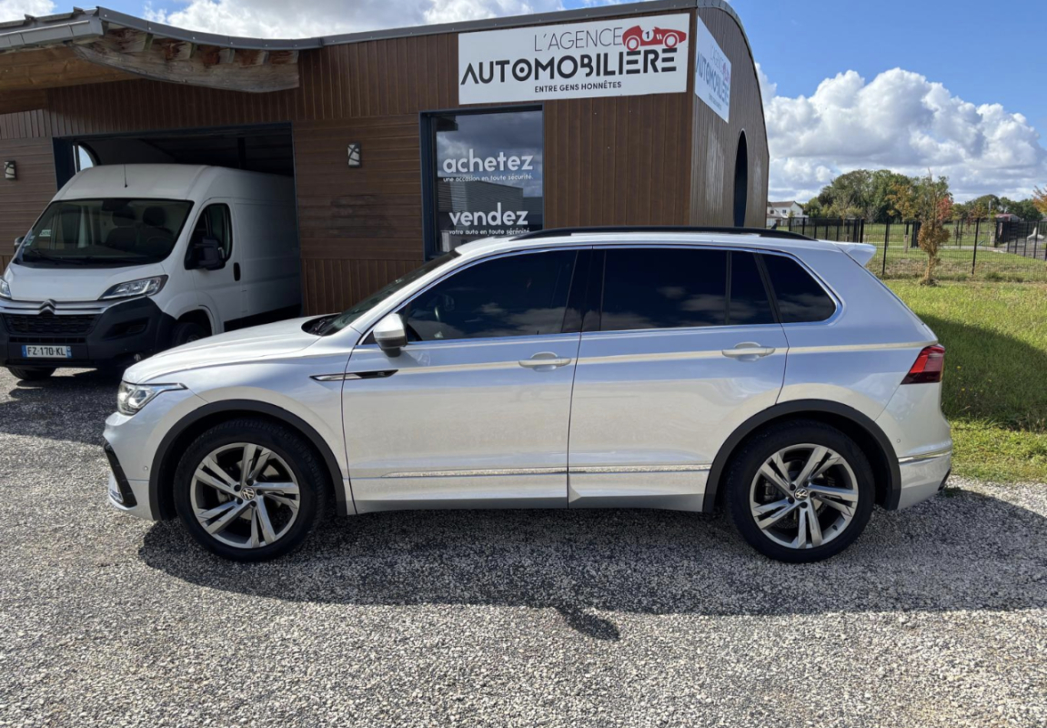 Volkswagen Tiguan — 2