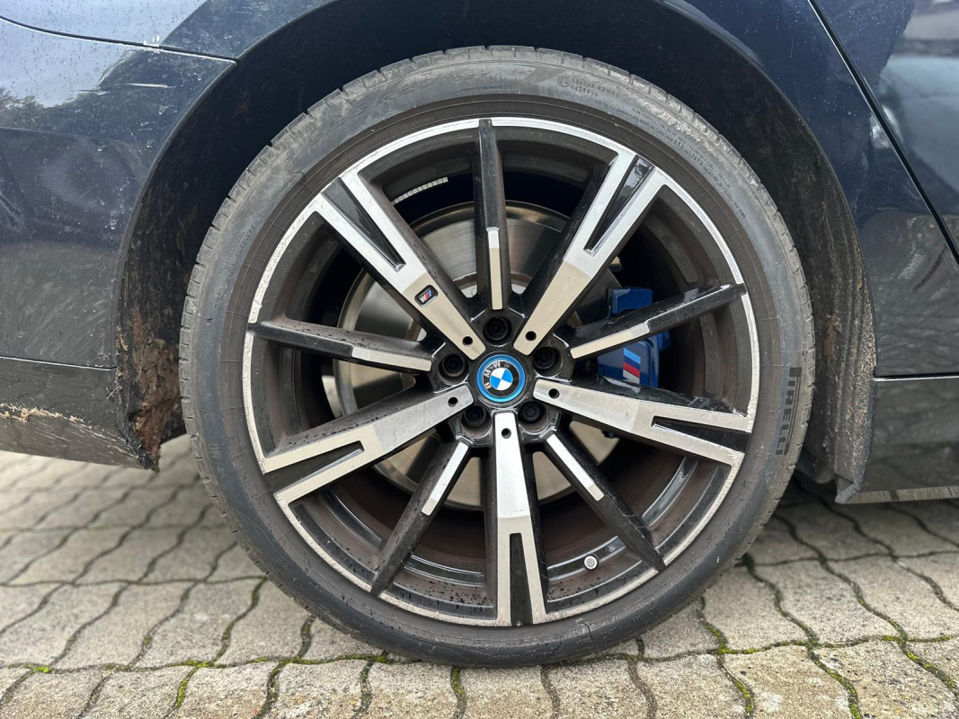 Bmw Série 5 — 24