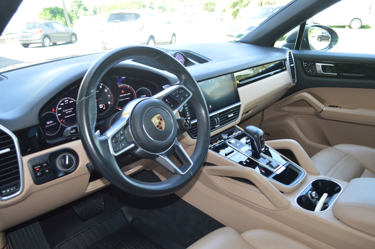 Porsche Cayenne Coupé — 13