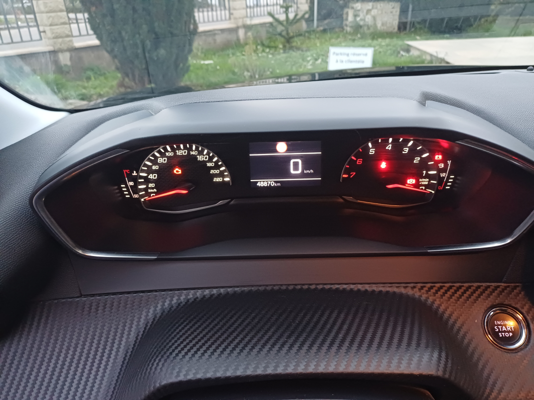Peugeot 208 — 15