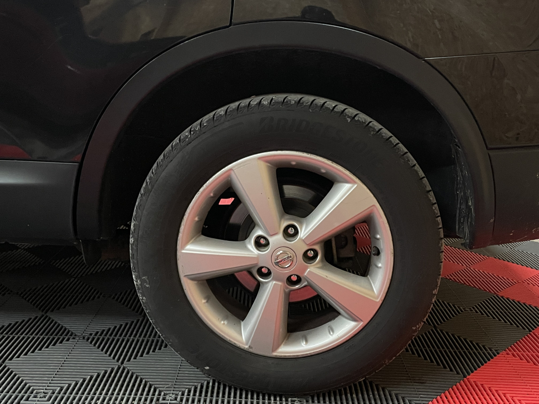 Nissan Qashqai +2 — 19