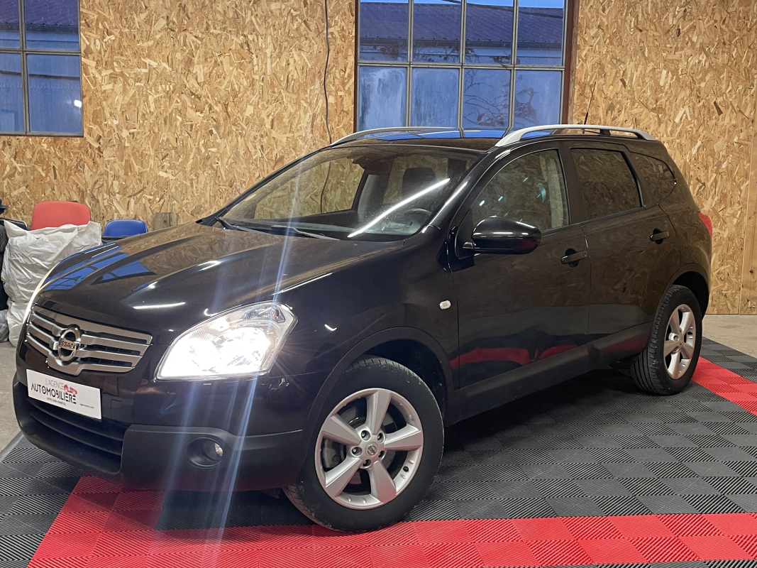 Nissan Qashqai +2 — 2
