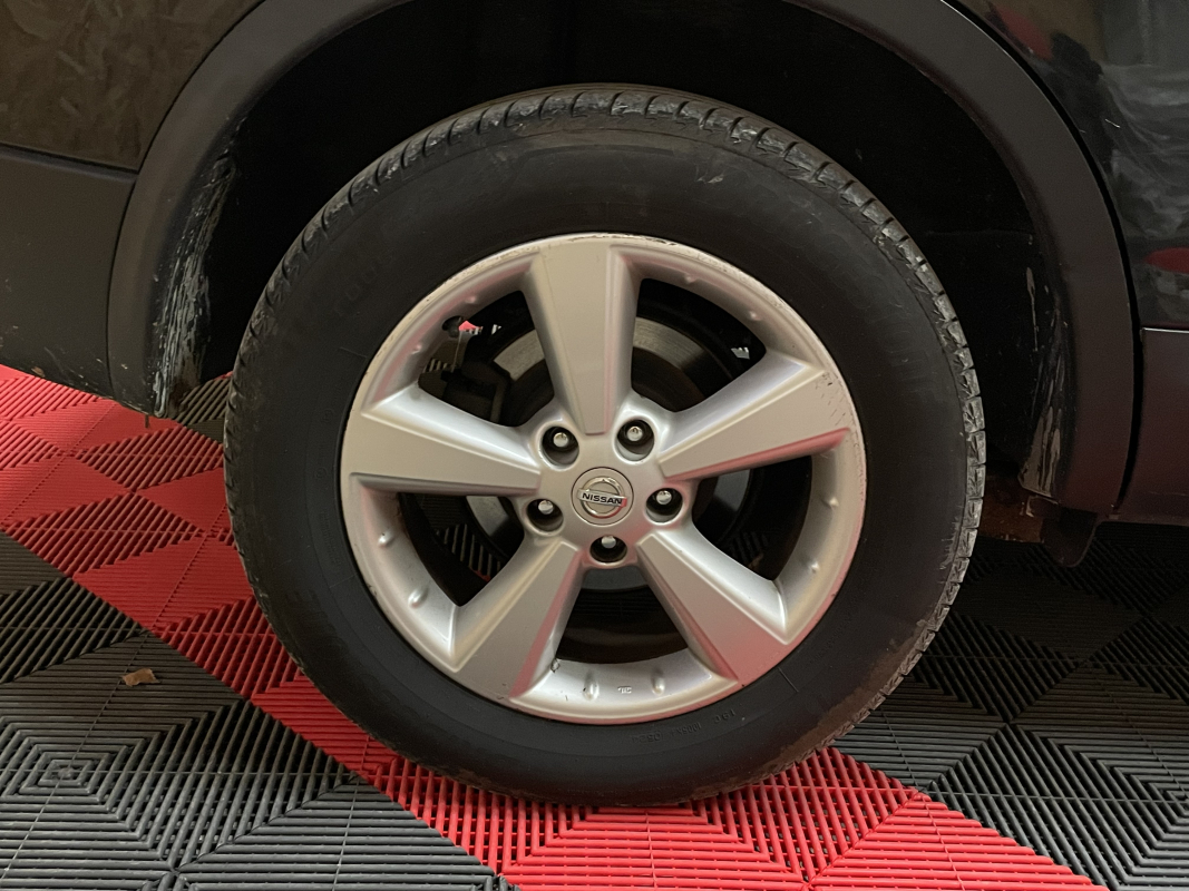 Nissan Qashqai +2 — 22