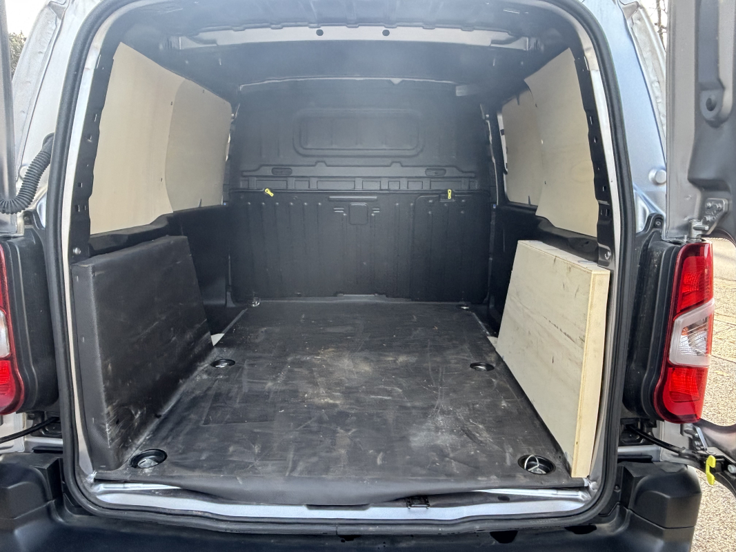 Peugeot Partner — 4