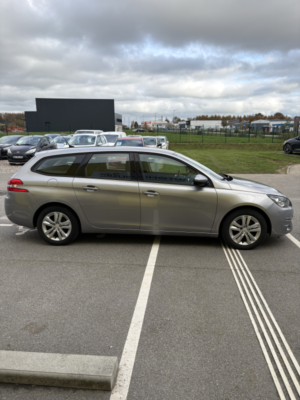Peugeot 308 SW — 5