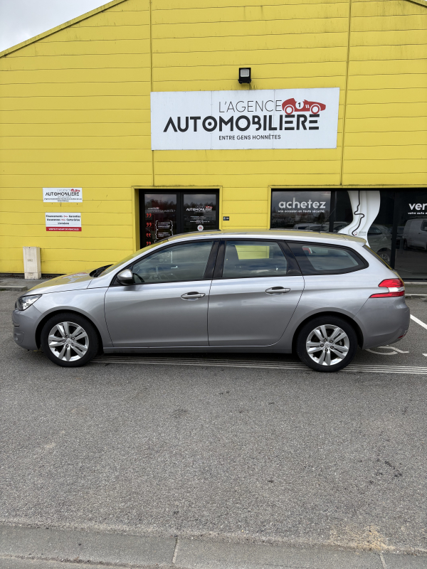 Peugeot 308 SW — 9