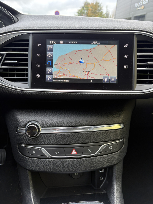 Peugeot 308 SW — 16