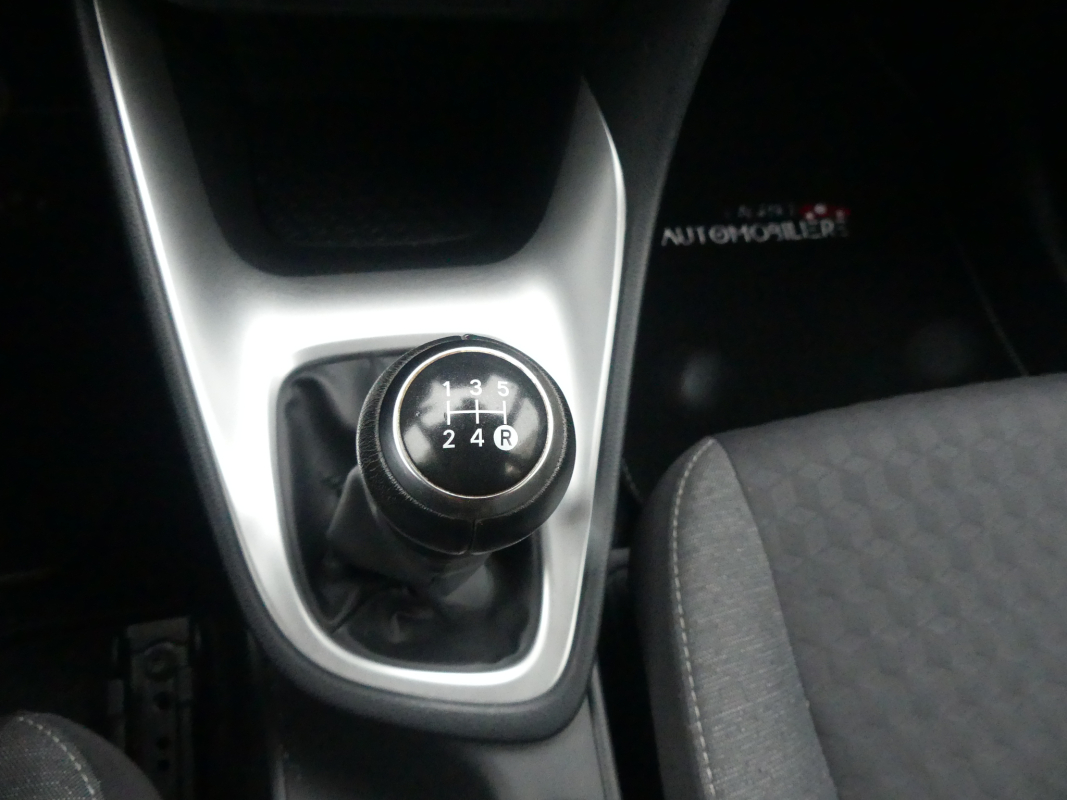Toyota Yaris — 23