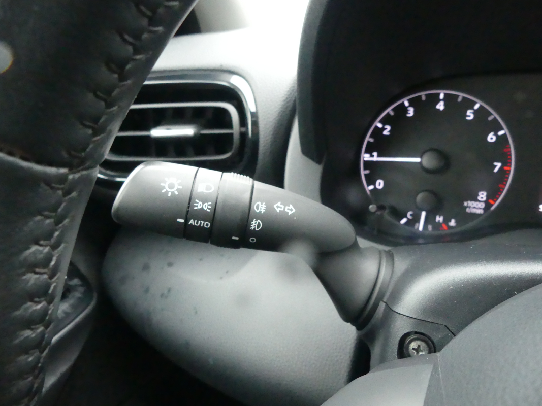 Toyota Yaris — 24