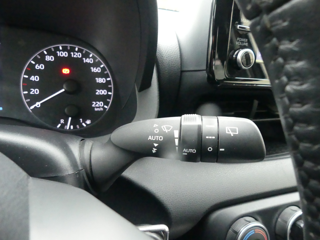 Toyota Yaris — 25