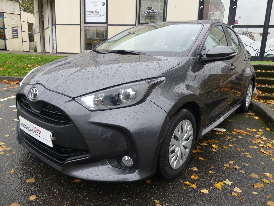 Toyota Yaris — 3