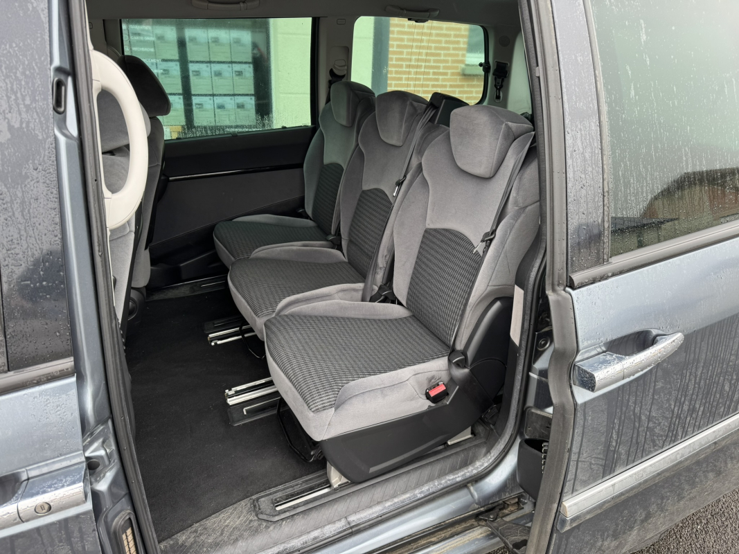Citroen C8 — 21