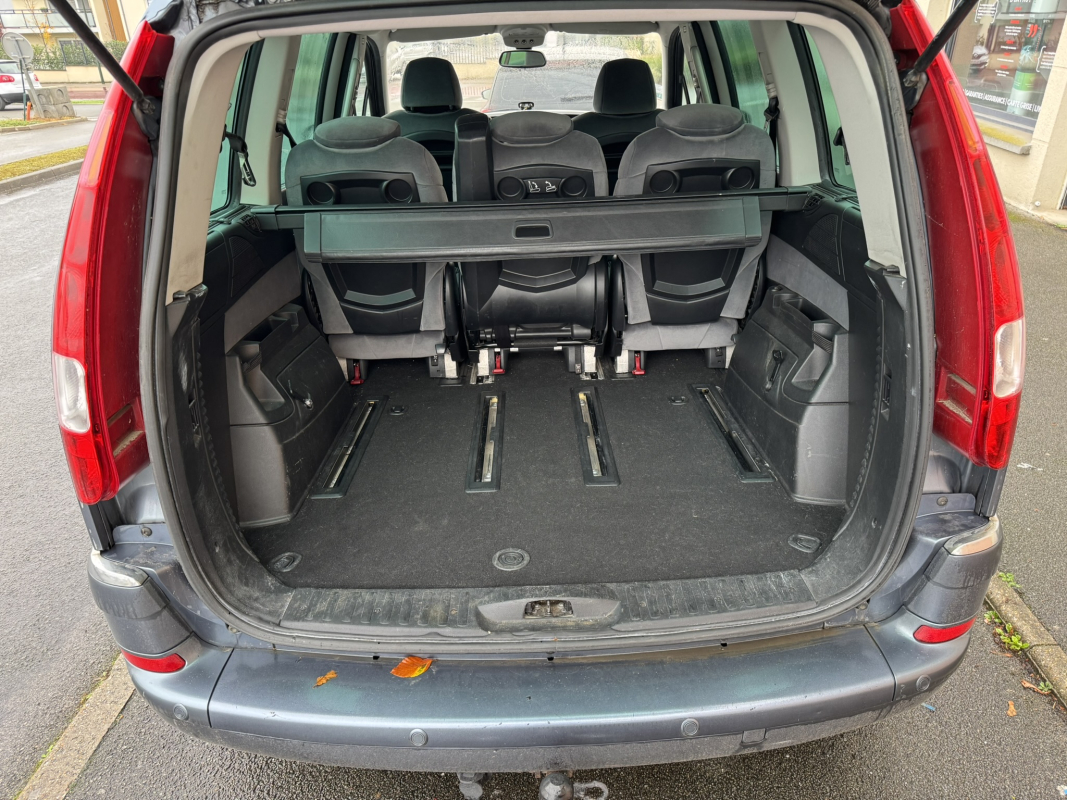 Citroen C8 — 18