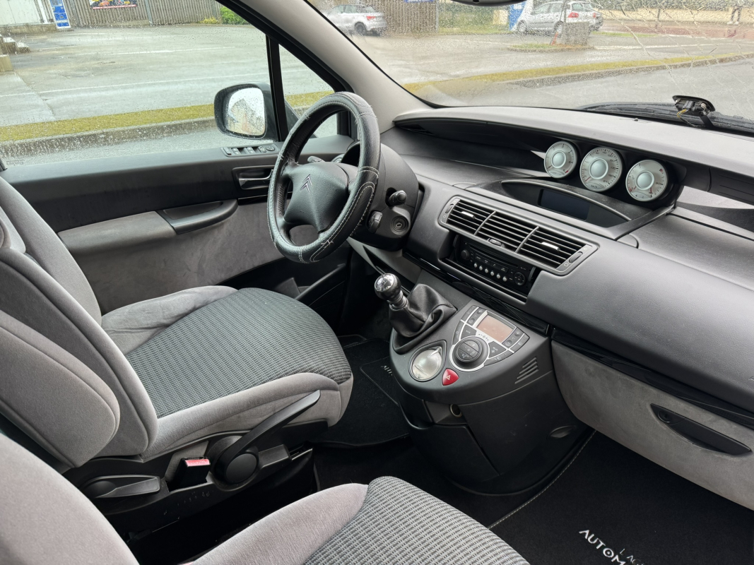 Citroen C8 — 25