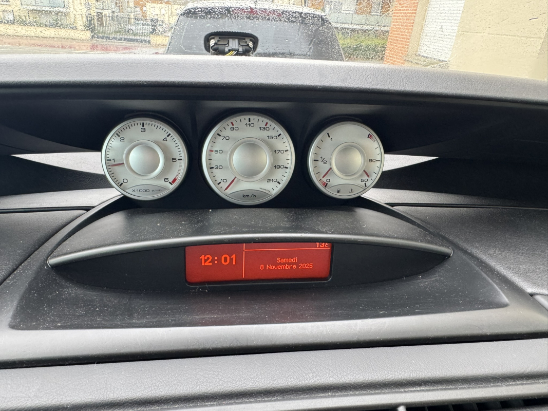 Citroen C8 — 15