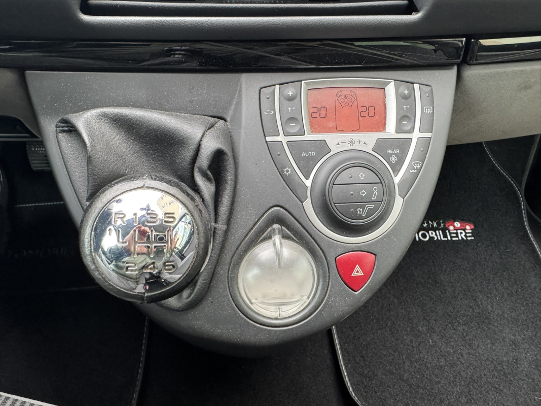 Citroen C8 — 16