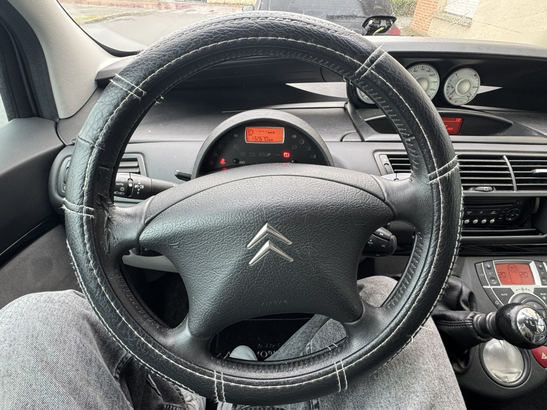 Citroen C8 — 13