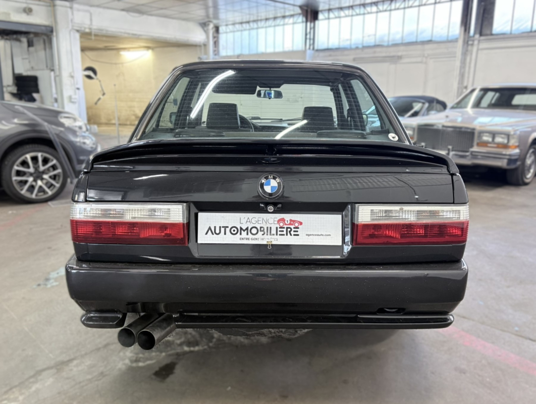 Bmw Série 3 — 6