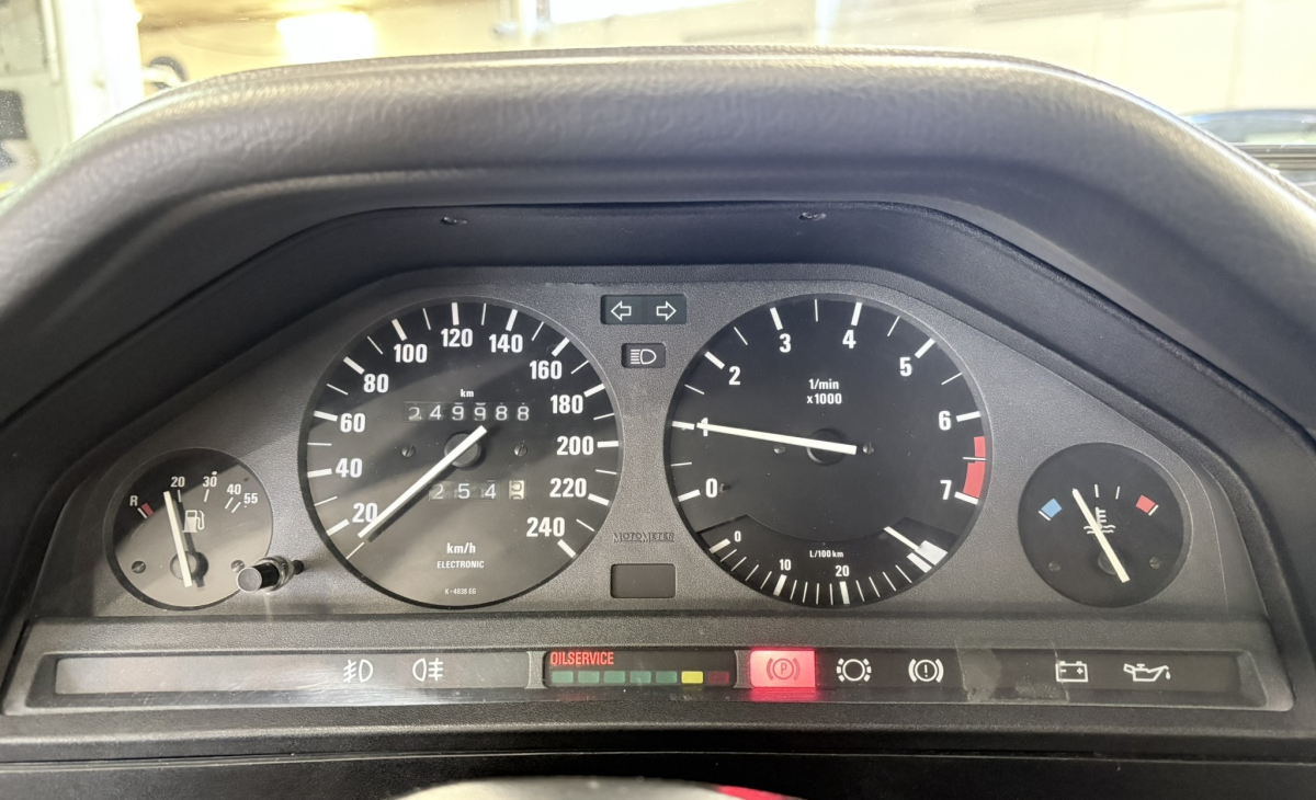 Bmw Série 3 — 21
