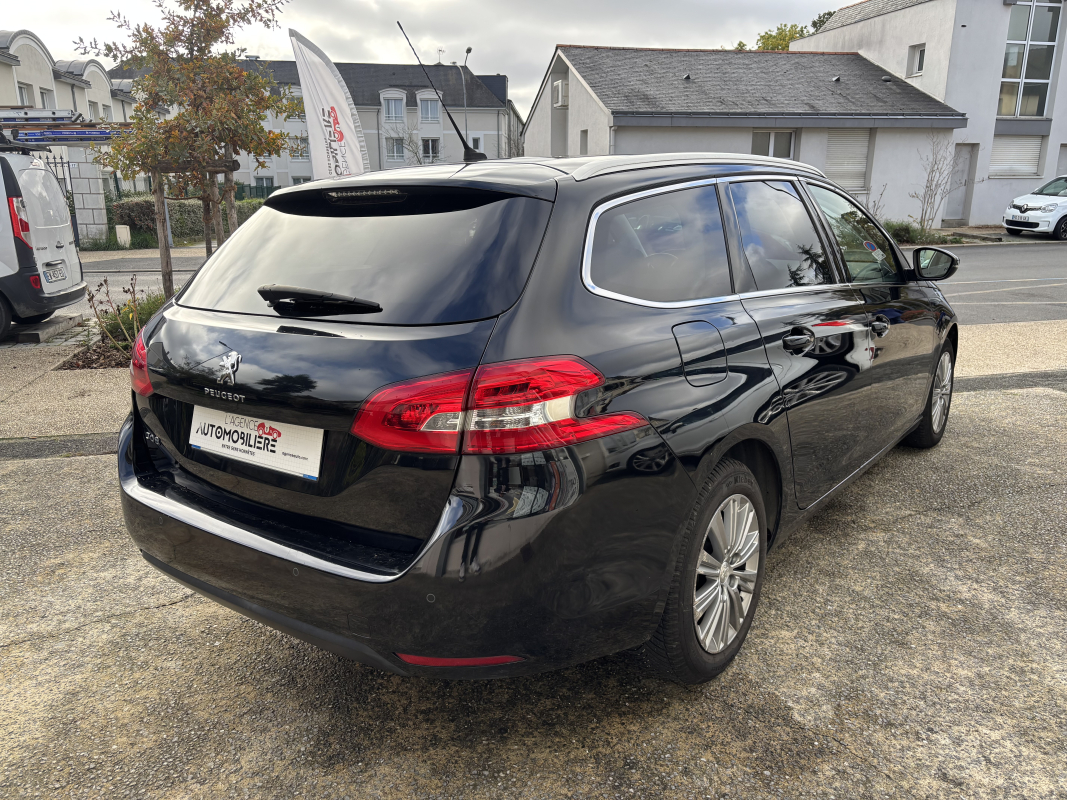 Peugeot 308 — 5
