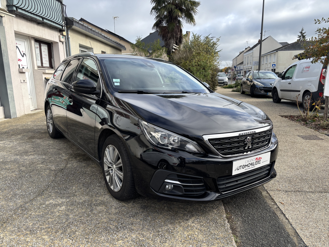 Peugeot 308 — 3
