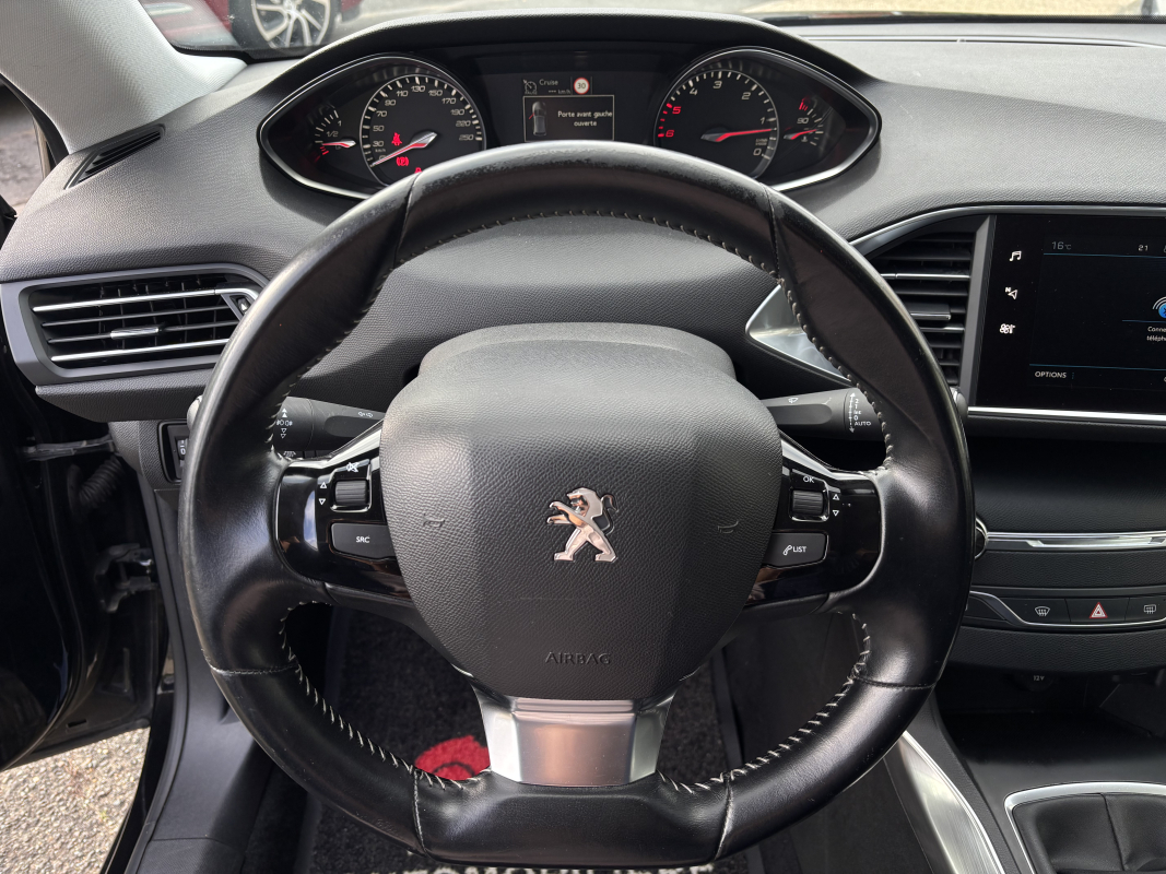 Peugeot 308 — 14
