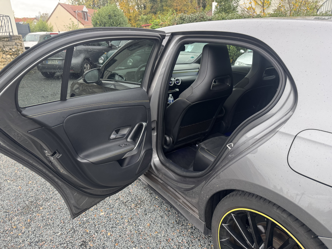 Mercedes Classe A — 10