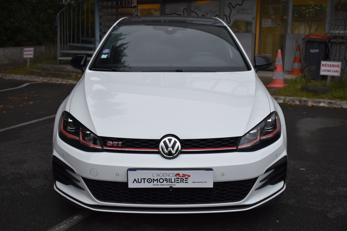 Volkswagen Golf — 2