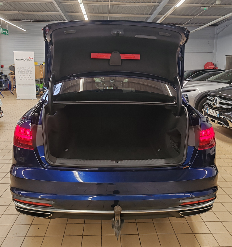 Audi A4 — 7