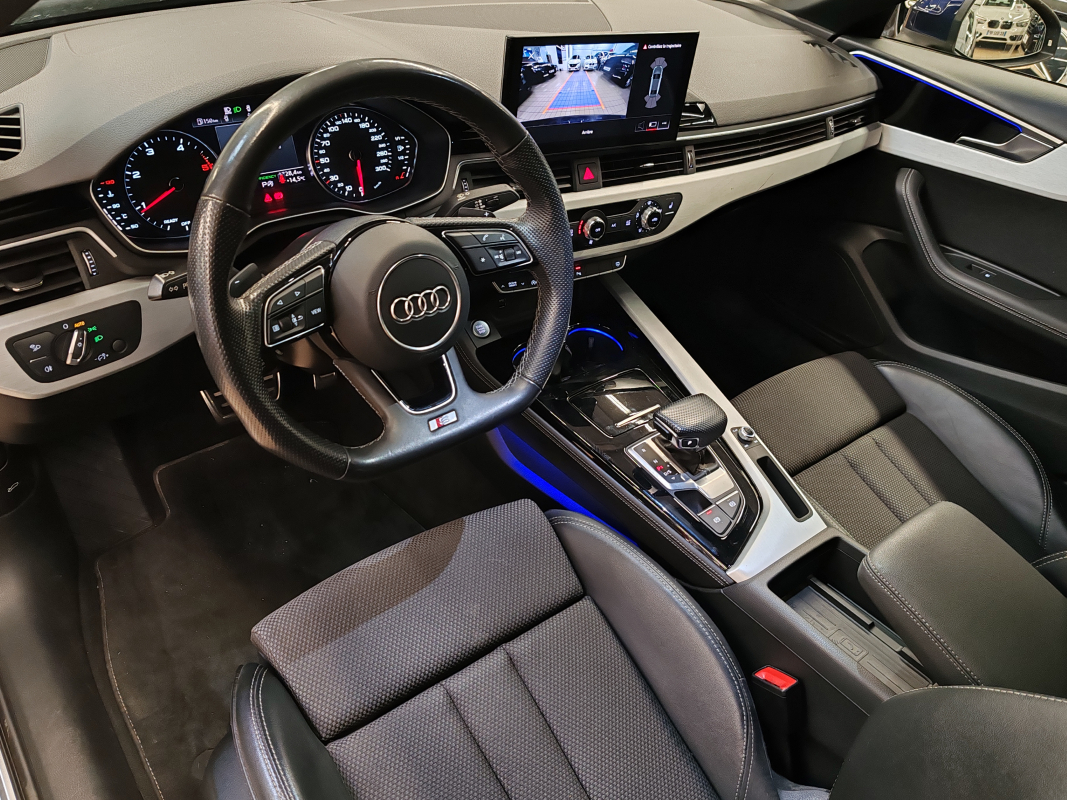 Audi A4 — 12