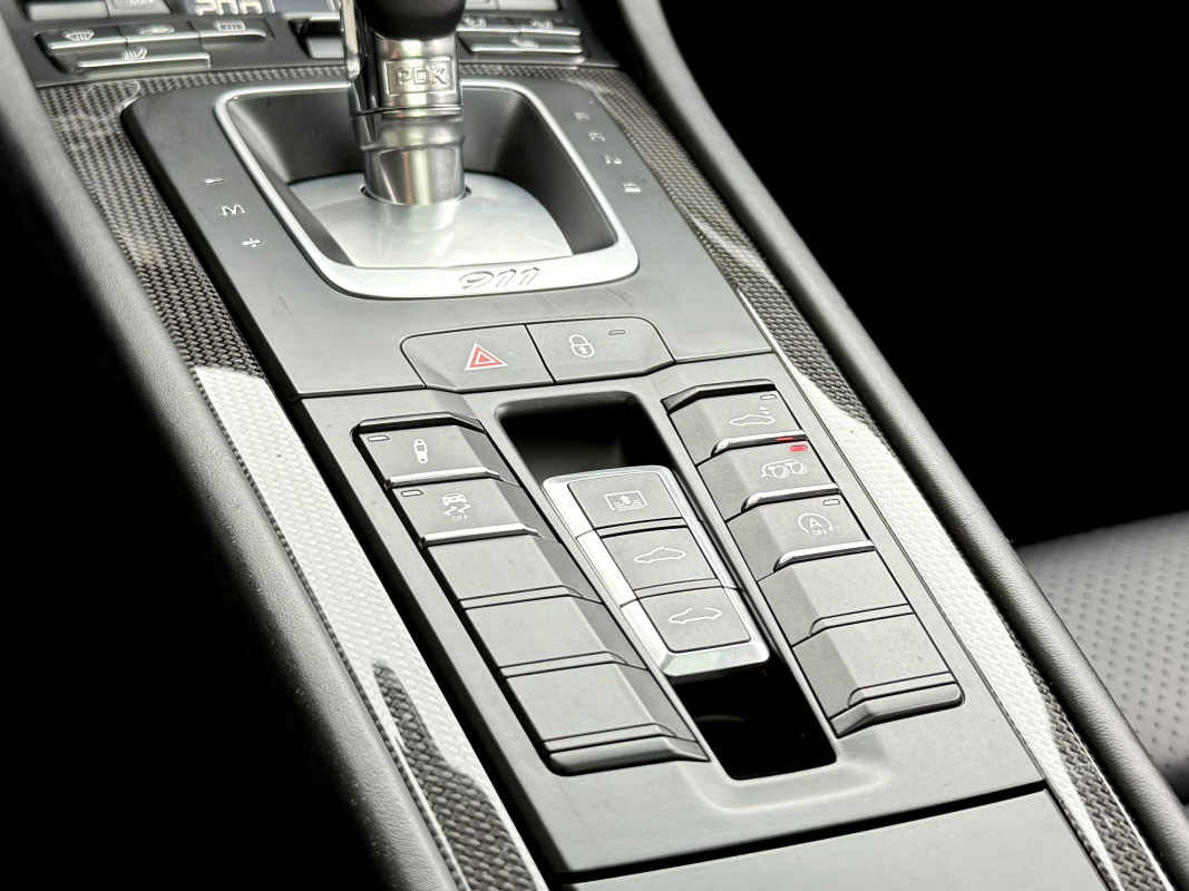 Porsche 911 — 12
