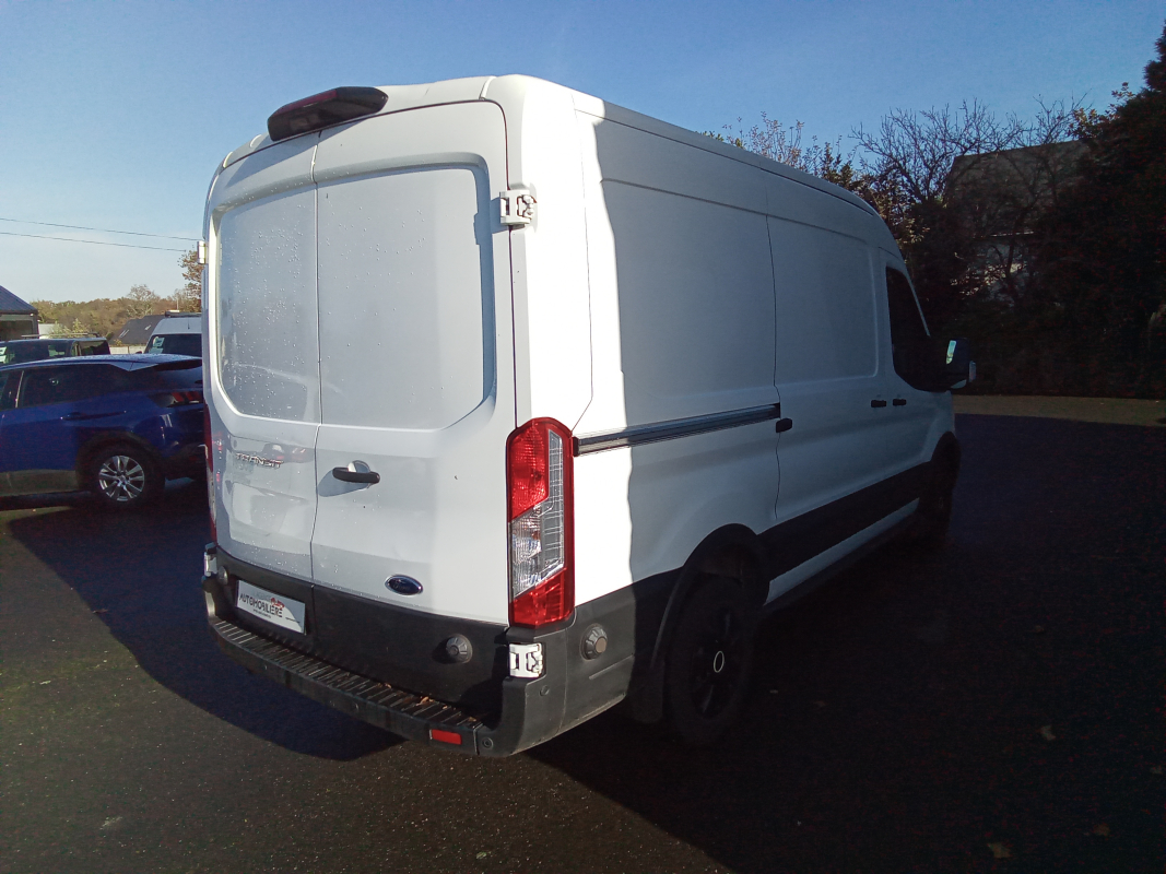 Ford Transit — 5