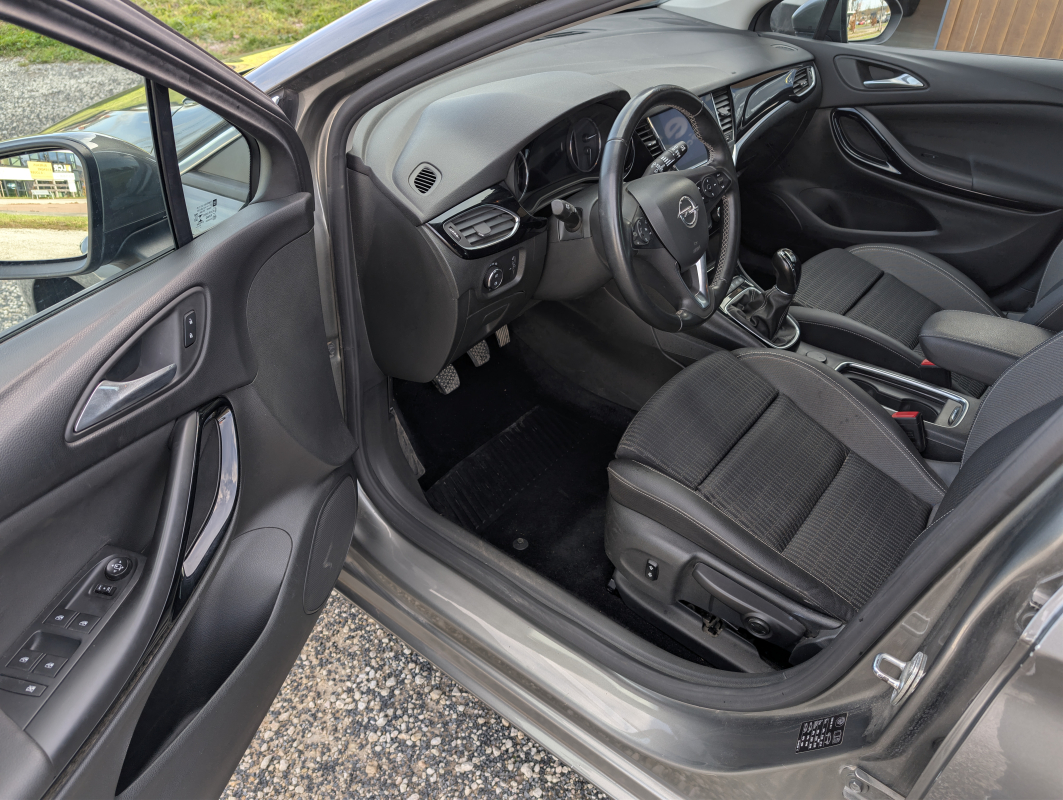 Opel Astra — 13