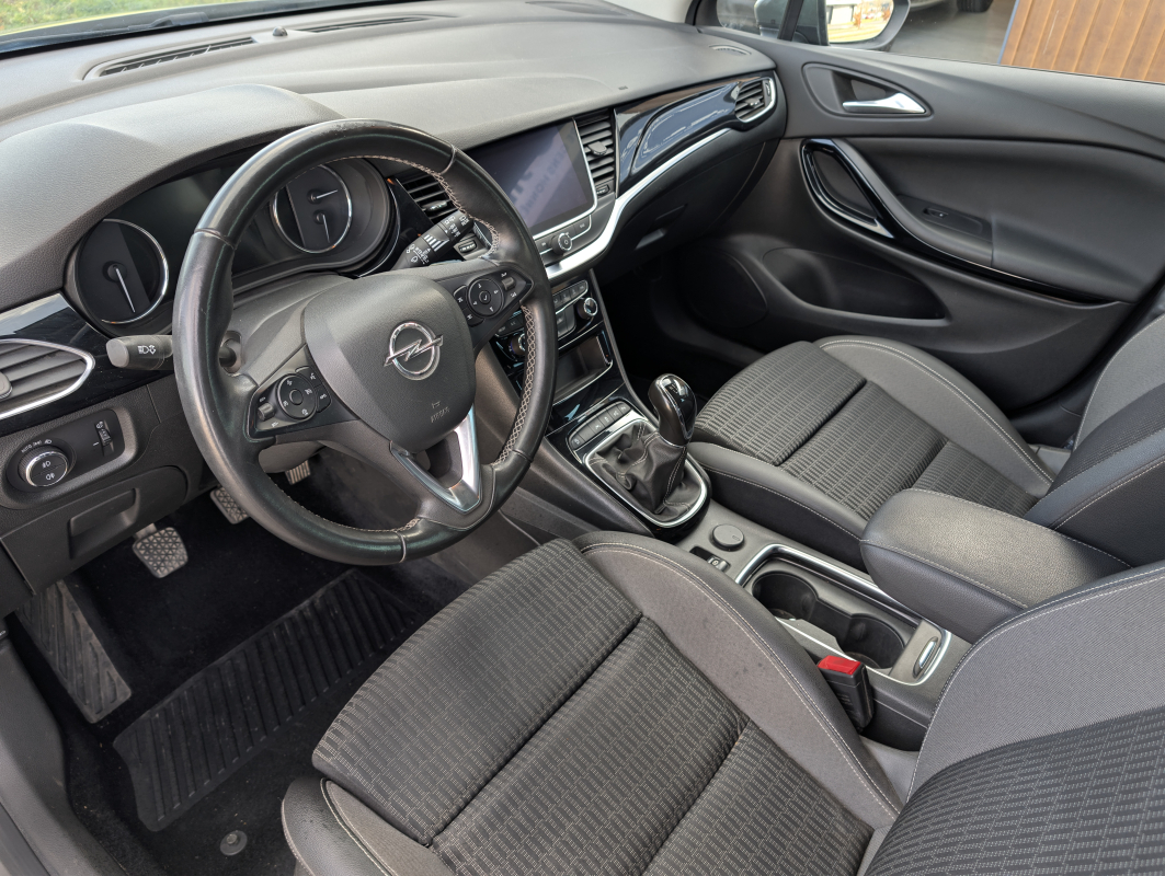 Opel Astra — 28