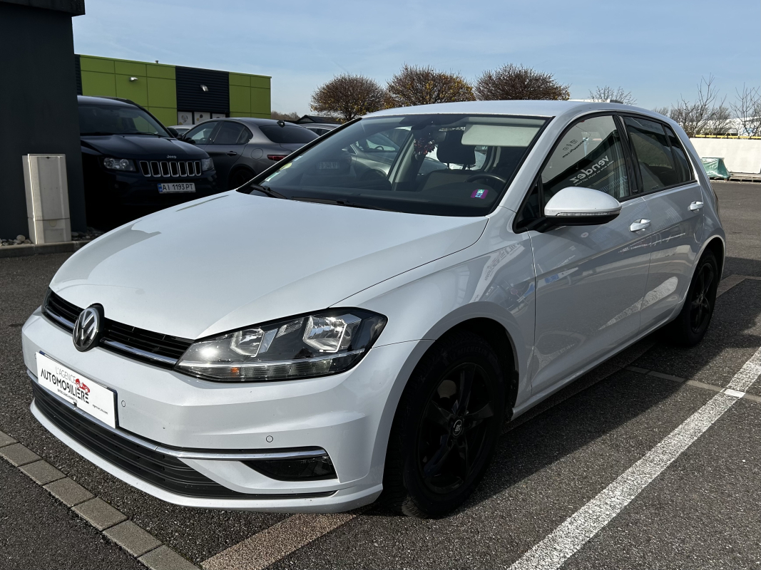 Volkswagen Golf — 3