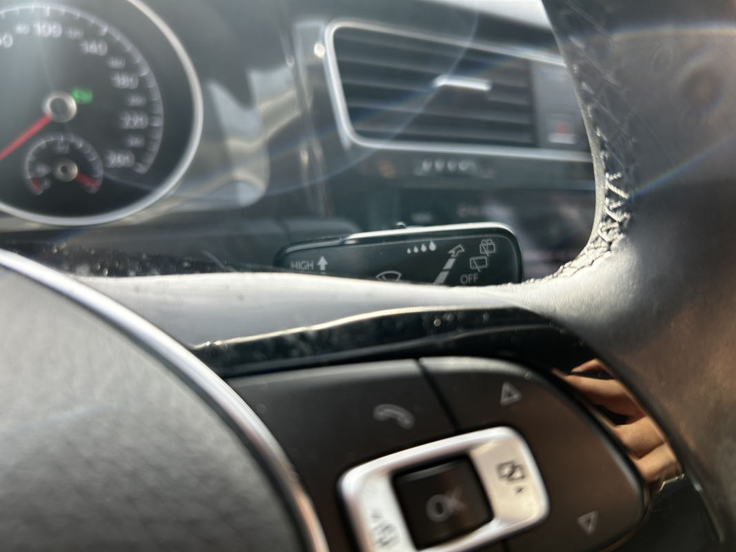 Volkswagen Golf — 22