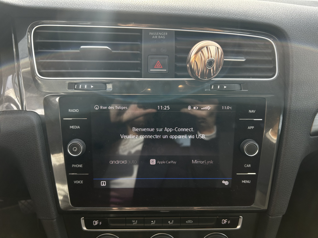 Volkswagen Golf — 12