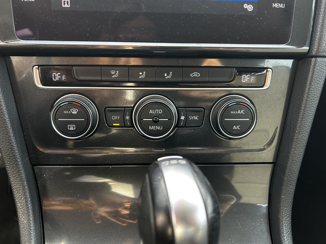 Volkswagen Golf — 13