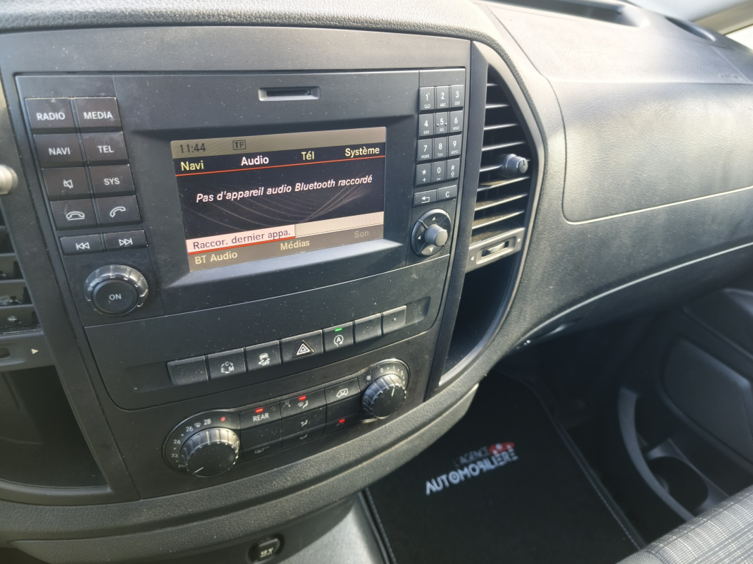 Mercedes Vito Tourer — 25