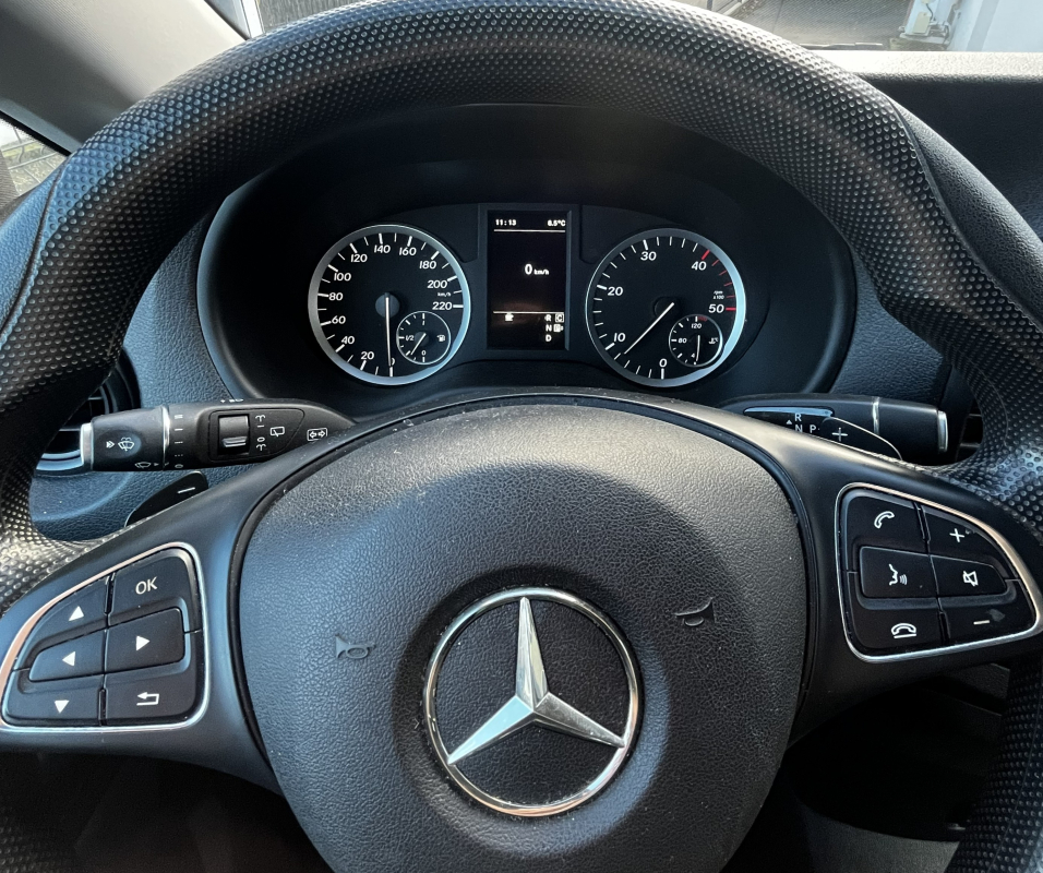 Mercedes Vito Tourer — 21