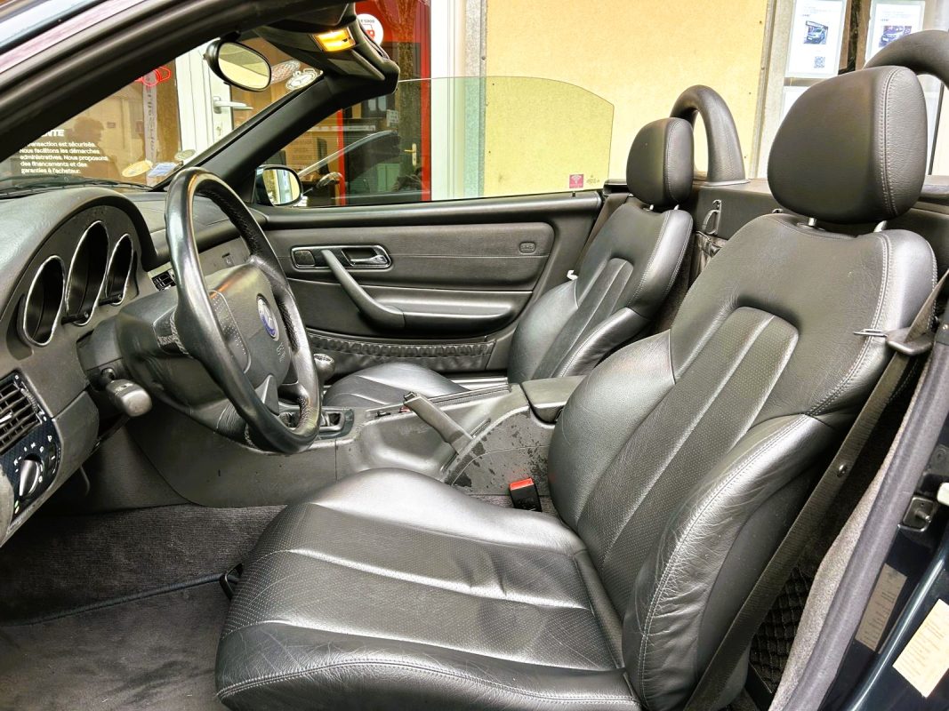 Mercedes SLK — 10