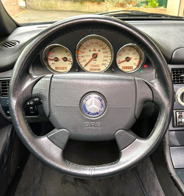 Mercedes SLK — 11